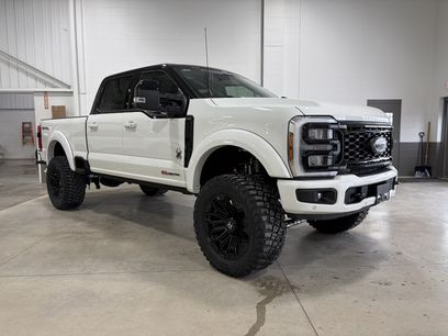 New 2026 Ford F250 Lariat w/ Black Appearance Package