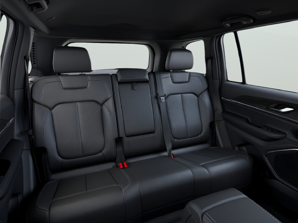 New 2027 Jeep Grand Cherokee Limited AWD/4WD image 16