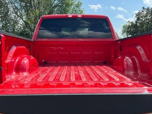 Used 2020 RAM 2500 Big Horn w/ Level 1 Equipment Group AWD/4WD image 8