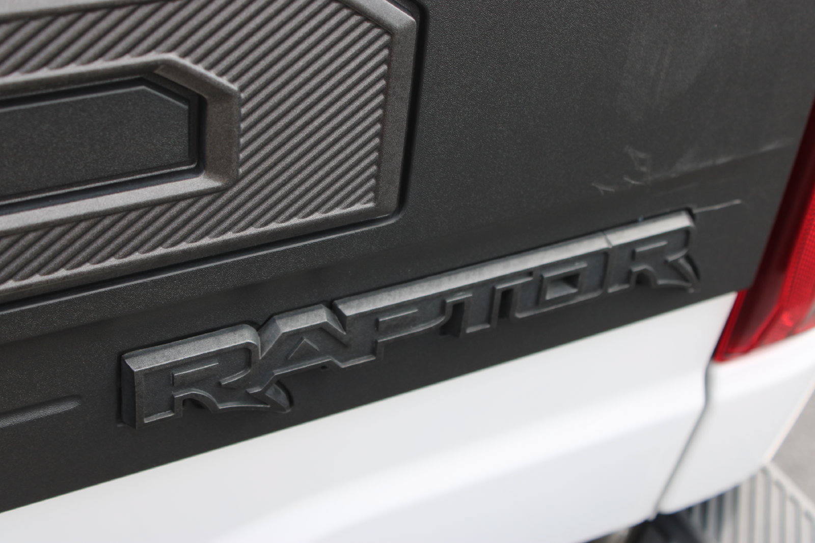 Used 2025 Ford F150 Raptor AWD/4WD image 34