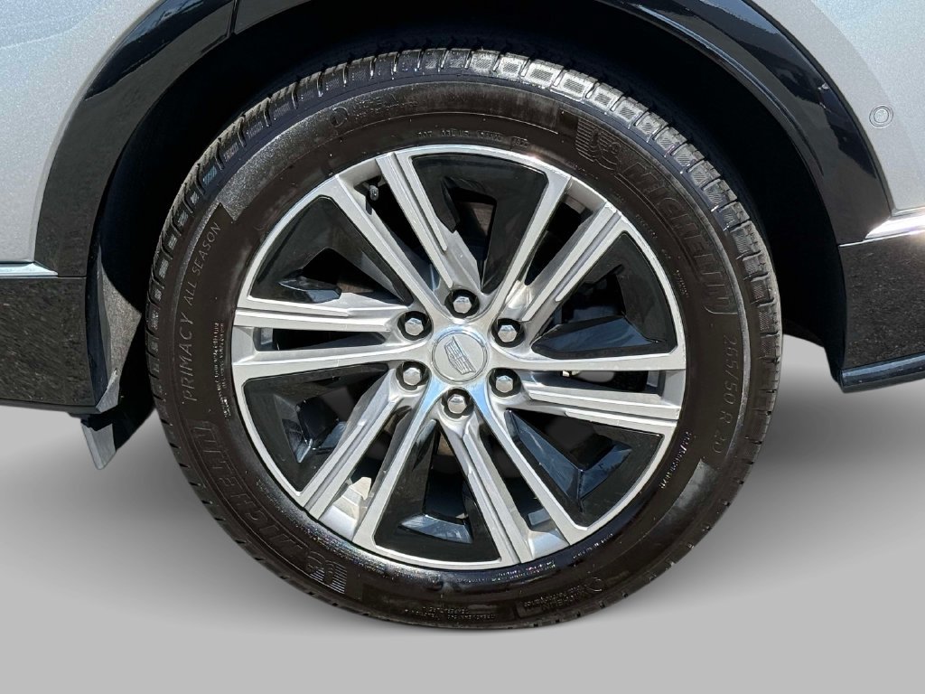 Certified 2024 Cadillac Lyriq Luxury AWD/4WD image 13