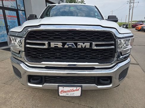 Used 2022 RAM 2500 Tradesman AWD/4WD image 18