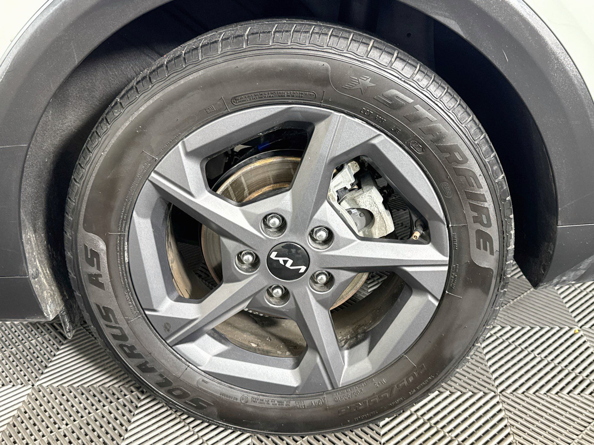 Used 2025 Kia K4 FWD image 35
