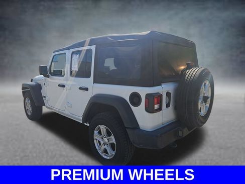 Used 2022 Jeep Wrangler Unlimited Sport AWD/4WD image 8