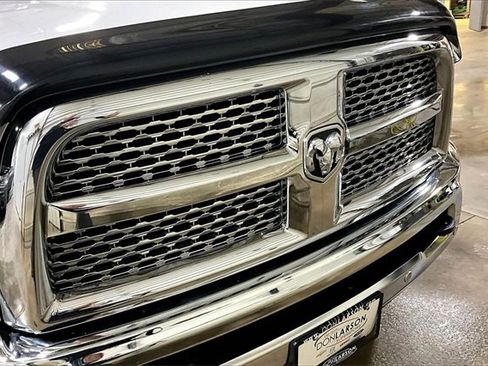 Used 2017 RAM 3500 Laramie image 11