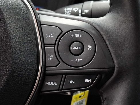 Used 2022 Toyota Corolla SE FWD image 17