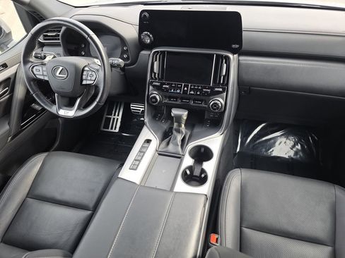 Used 2022 Lexus LX 600 F Sport AWD/4WD image 21