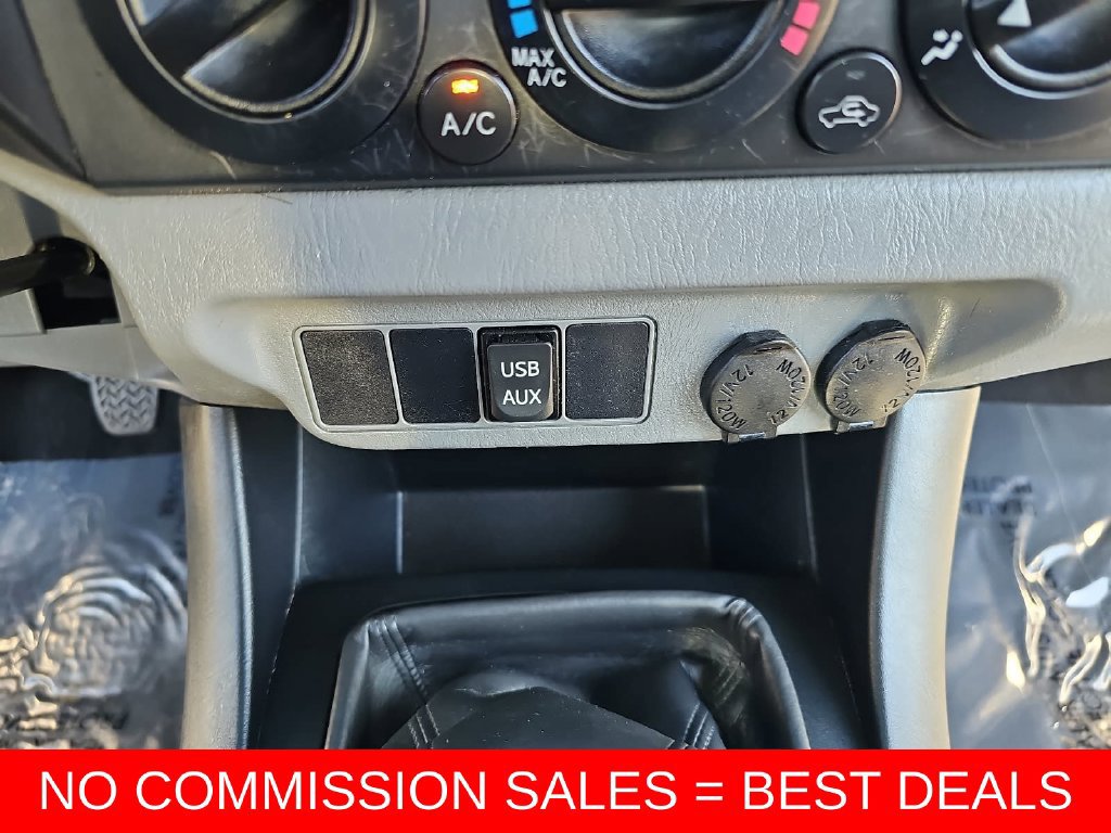 Used 2015 Toyota Tacoma 2WD Access Cab image 23