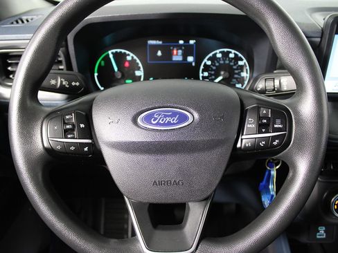 Used 2023 Ford Maverick Lariat image 5