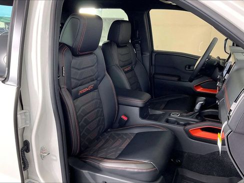 New 2026 Nissan Frontier PRO-4X w/ Pro-4x Convenience Package AWD/4WD image 44