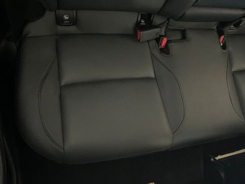 Used 2025 MAZDA MAZDA3 s image 36