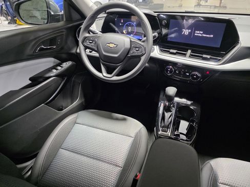 New 2026 Chevrolet Trax LT image 19