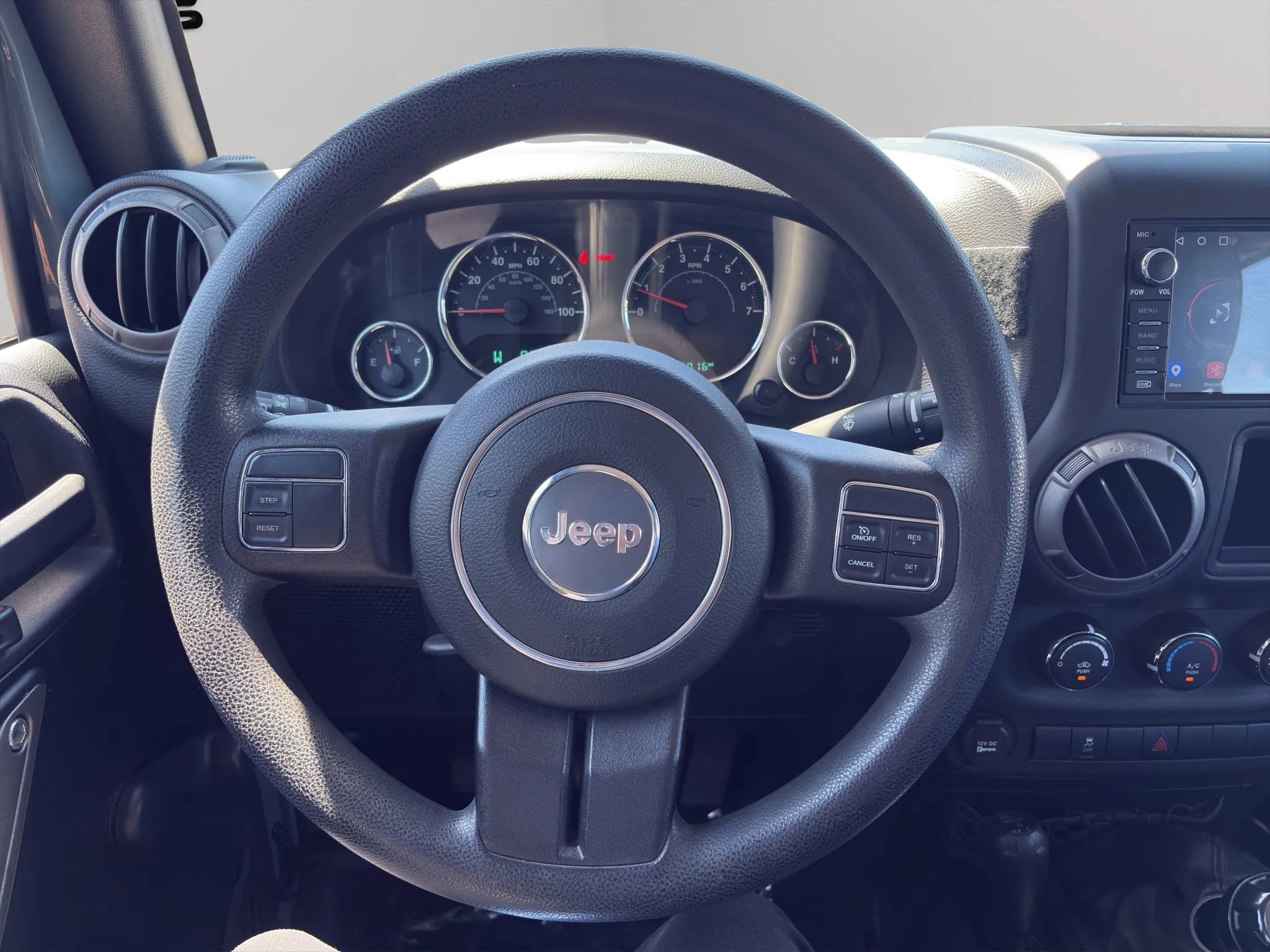 Used 2015 Jeep Wrangler Unlimited Sport AWD/4WD image 9