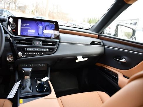New 2025 Lexus ES 350 w/ Premium Package image 21