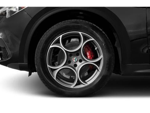Used 2020 Alfa Romeo Stelvio Ti Sport image 11