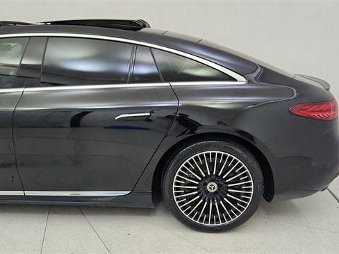 Used 2023 Mercedes-Benz EQS 450+ Sedan image 10