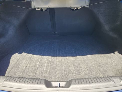 Used 2016 Hyundai Elantra Limited FWD image 17