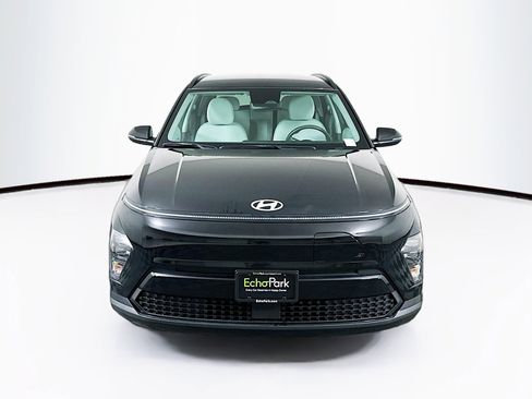 Used 2024 Hyundai Kona SEL image 2