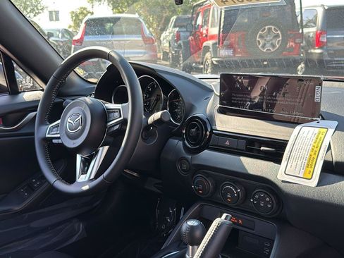 New 2026 MAZDA MX-5 Miata Sport RWD image 7