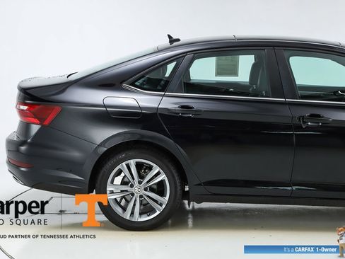Used 2020 Volkswagen Jetta R-Line image 11