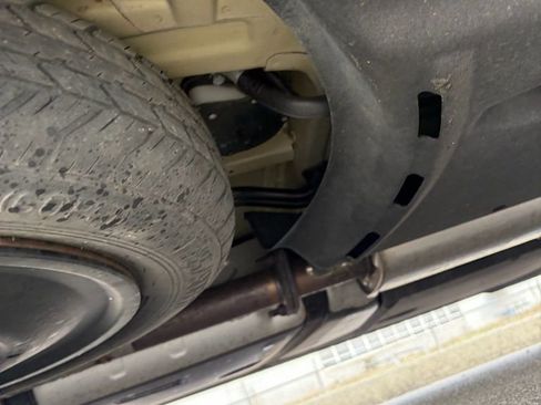 Used 2017 Kia Sedona LX w/ LX Essentials Premium Package image 35