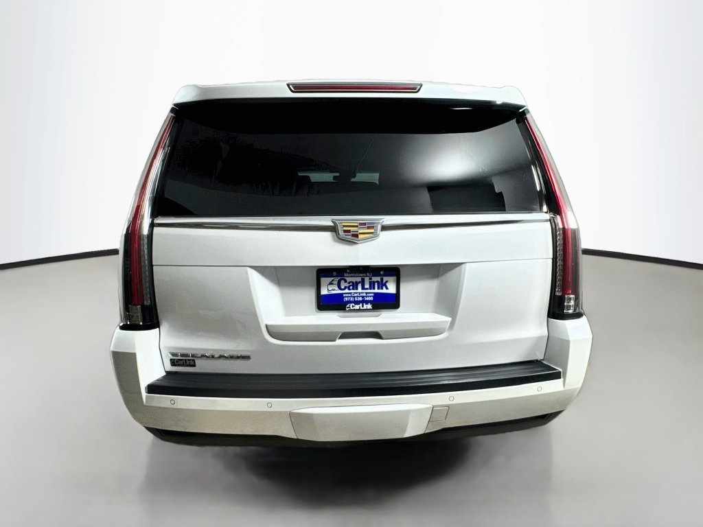 Used 2017 Cadillac Escalade ESV Platinum AWD/4WD image 7