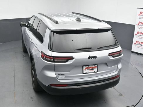 Used 2024 Jeep Grand Cherokee L Laredo AWD/4WD image 26