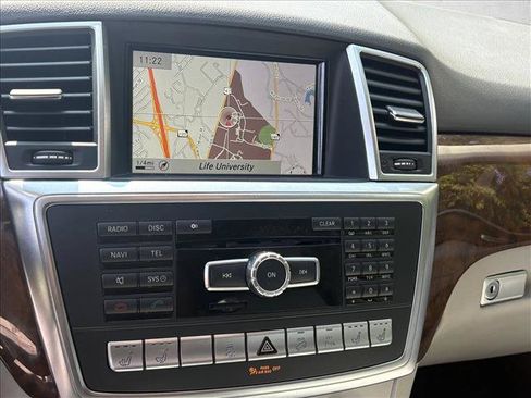 Used 2014 Mercedes-Benz ML 350 BlueTEC 4MATIC image 9
