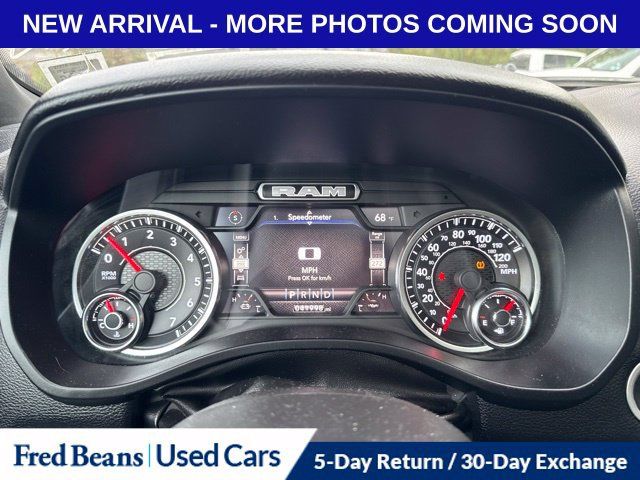 Used 2022 RAM 1500 Big Horn AWD/4WD image 14