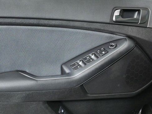 Used 2015 Kia Optima LX FWD image 6