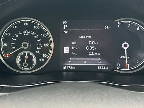 Used 2024 Genesis GV70 2.5T w/ Advanced Package image 25