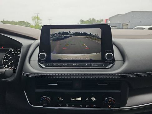 Used 2023 Nissan Rogue SV FWD image 26