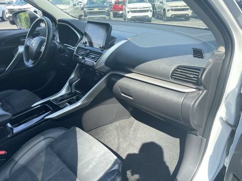 Used 2022 Mitsubishi Eclipse Cross SE FWD image 29