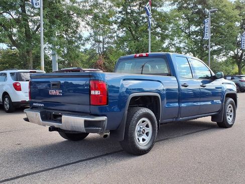 Used 2018 GMC Sierra 1500 4x4 Double Cab w/ Sierra Convenience Package image 4