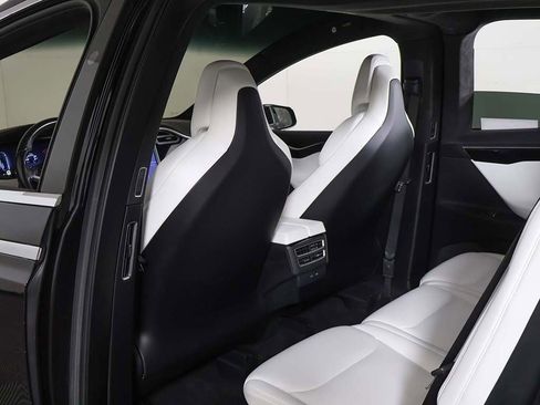 Used 2017 Tesla Model X 100D image 27
