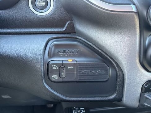 Used 2024 RAM 2500 Big Horn image 28