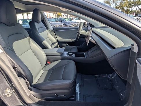 Used 2024 Tesla Model 3 Standard Range image 18