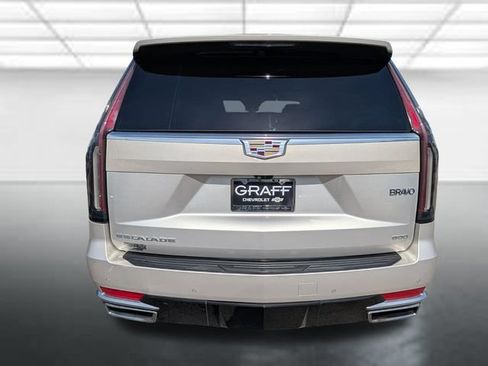 Used 2023 Cadillac Escalade Premium Luxury Platinum AWD/4WD image 32