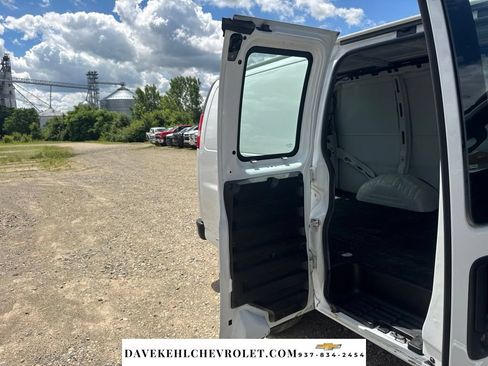 Used 2019 Chevrolet Express 2500 w/ Driver Convenience Package RWD image 34