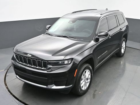 New 2025 Jeep Grand Cherokee L Laredo w/ Luxury Tech Group I image 40