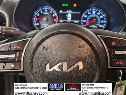 Used 2023 Kia Forte LXS image 18