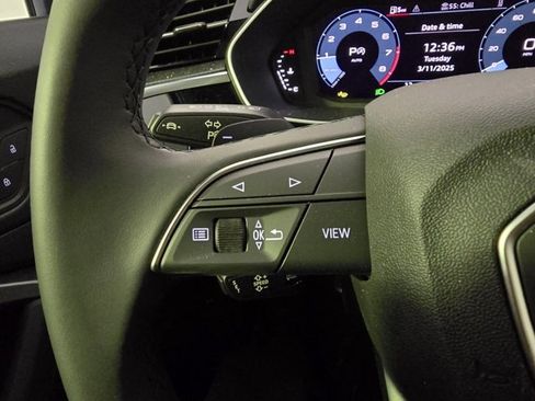 New 2025 Audi Q3 2.0T Premium image 17