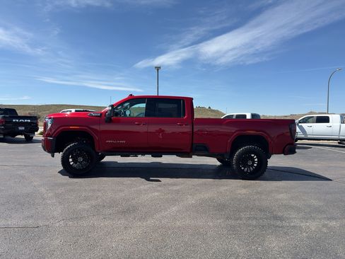 Used 2025 GMC Sierra 3500 AT4 w/ AT4 Premium Plus Package AWD/4WD image 9