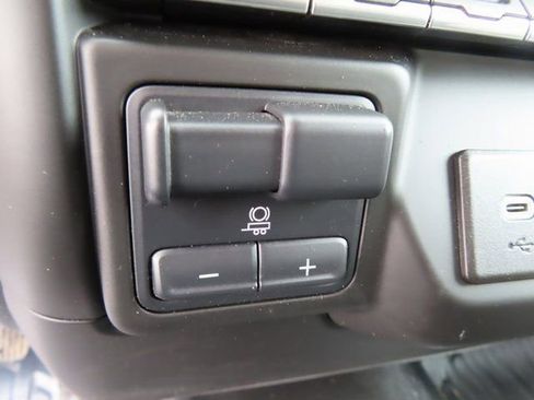 Used 2023 Chevrolet Silverado 1500 W/T w/ WT Value Package image 27