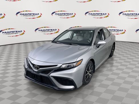 Used 2023 Toyota Camry SE AWD/4WD image 1
