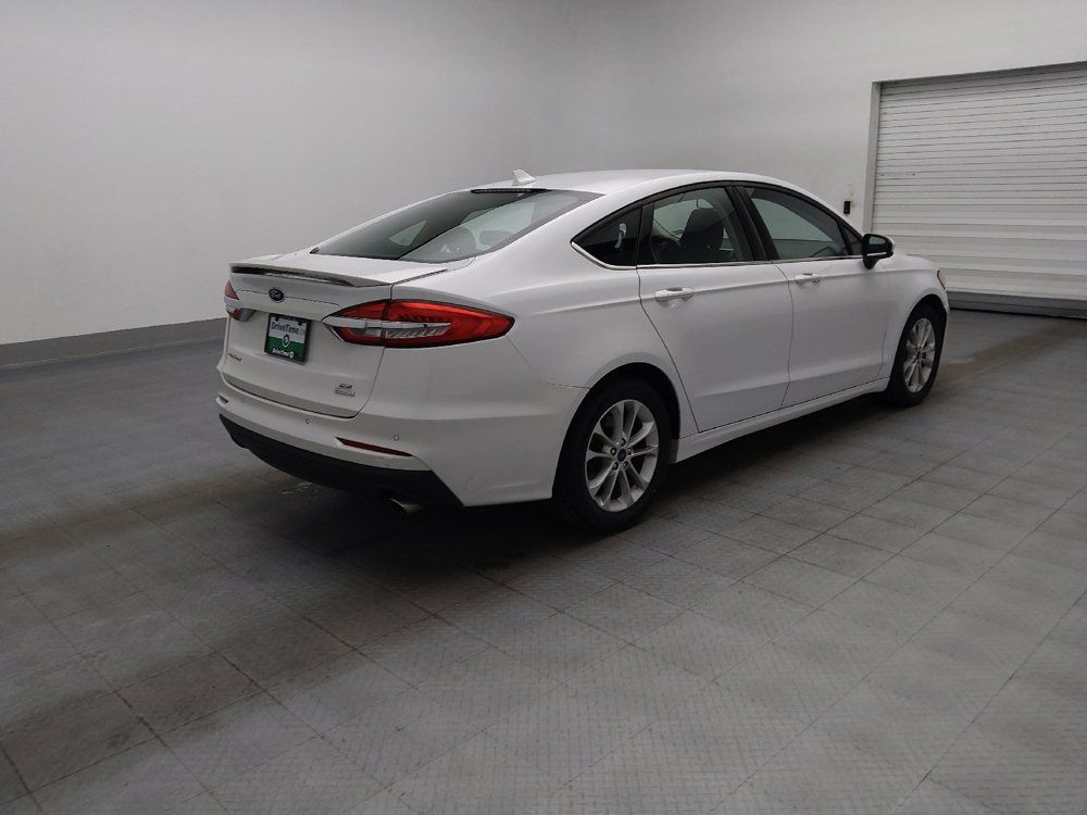 Used 2020 Ford Fusion SE FWD image 10