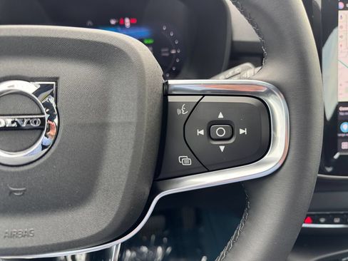 Certified 2023 Volvo XC40 Recharge Plus w/ Protection Package Premier AWD/4WD image 18