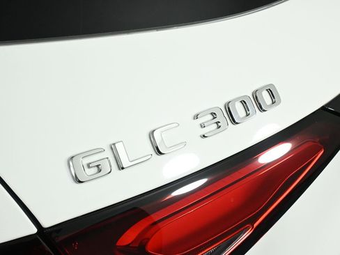 New 2026 Mercedes-Benz GLC 300 image 27