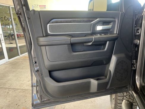 New 2022 RAM 2500 Big Horn w/ Level C Equiment Group image 34