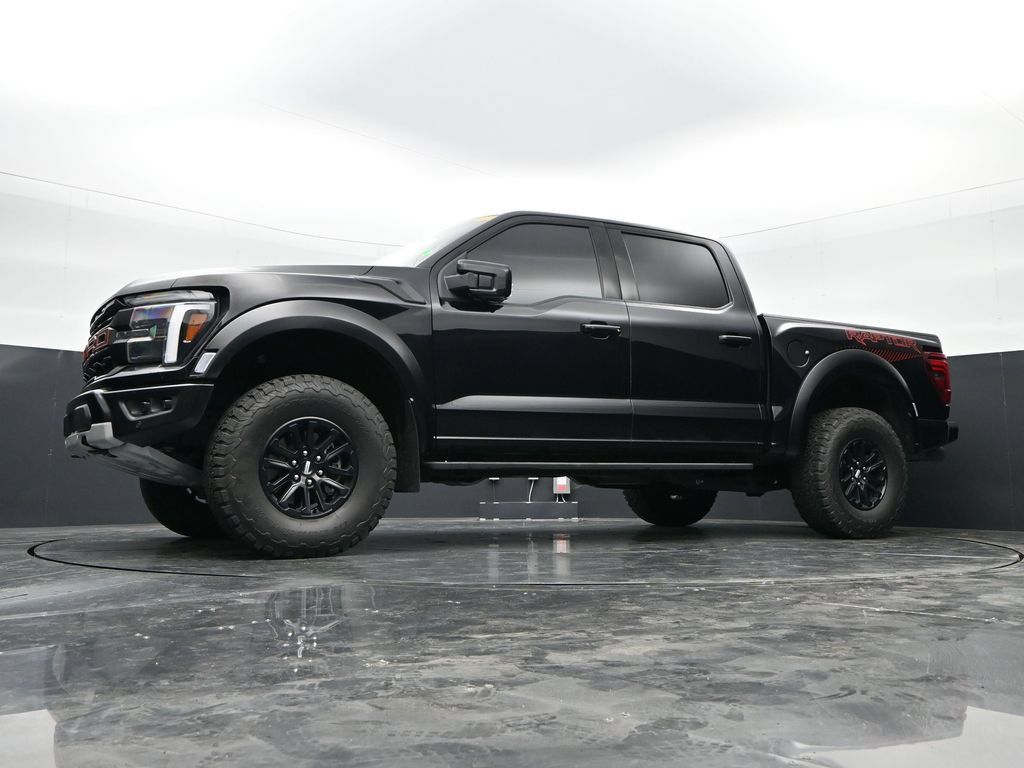 Used 2025 Ford F150 Raptor AWD/4WD image 44